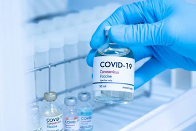 [Infographics] 16 nhóm đối tượng ưu tiên tiêm vaccine phòng Covid-19 năm 2021-2022 