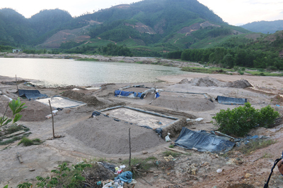 Sớm chấm dứt nạn khai thác vàng trái phép tại Bồng Miêu