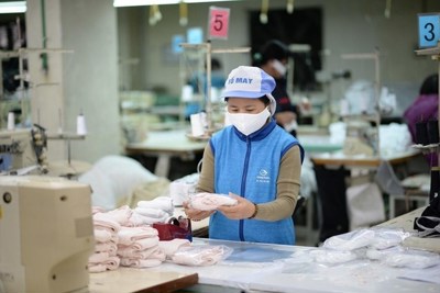 Doanh nghiệp Việt Nam xuất khẩu hơn 322,2 triệu chiếc khẩu trang y tế các loại
