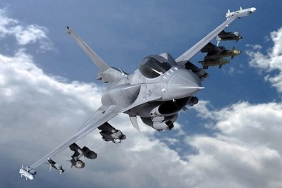 [Infographics] Mỹ ra bán tiêm kích F-16 "lướt" đắt gấp rưỡi Su-35 Nga, Mỹ
