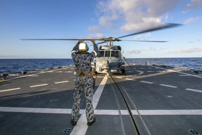 Siêu trực thăng săn ngầm Australia 