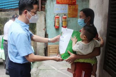 TP. Hà Nội đã hỗ trợ gần 3,9 triệu lượt người gặp khó khăn do COVID-19