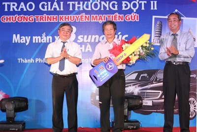 BIDV trao giải thưởng Giải đặc biệt trị giá 1,5 tỷ đồng cho khách hàng