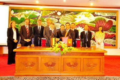Ký Hiệp định Hợp tác tài chính năm 2011 trị giá 272 triệu Euro với Chính phủ Đức 