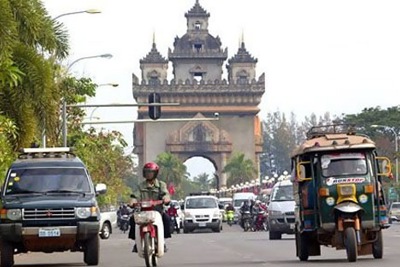 Trung Quốc rót hàng tỷ “đô” vào bất động sản Lào