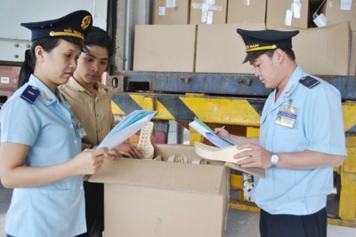 Quy định chặt chẽ hơn trong xử lý vi phạm hành chính và cưỡng chế thi hành trong lĩnh vực hải quan