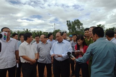 Phó Thủ tướng Nguyễn Xuân Phúc đôn đốc công tác giải phòng mặt bằng dự án mở rộng Quốc lộ 1A