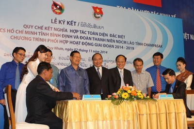 Đẩy mạnh hợp tác kinh tế - đầu tư giữa Việt Nam và Lào 