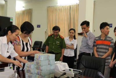 Lỗ hổng trong quản lý sàn vàng ảo Lỗ hổng trong quản lý sàn vàng ảo