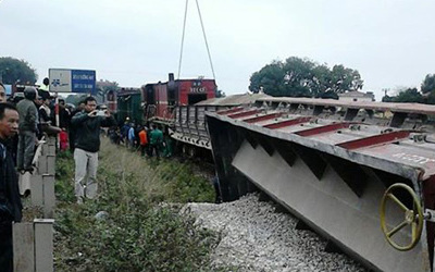Hiểm họa đường ngang tự phát Hiểm họa đường ngang tự phát