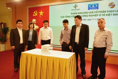 Tháng 1/2016, 358 lượt nhà đầu tư đăng ký tham dự đấu giá tại HNX