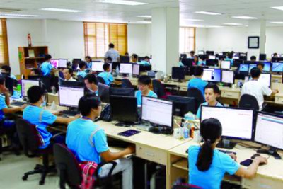 Cải cách dịch vụ công vì mục tiêu hiệu quả