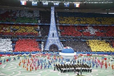 UEFA có thể kiếm hơn 2 tỷ USD từ Euro 2016 UEFA có thể kiếm hơn 2 tỷ USD từ Euro 2016