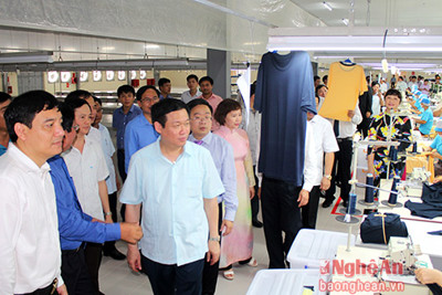 Phó Thủ tướng Vương Đình Huệ dự khánh thành nhiều công trình quan trọng tại Nghệ An