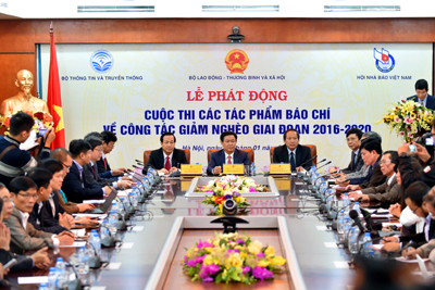 Báo chí cần đẩy mạnh tuyên truyền về công tác xoá đói giảm nghèo