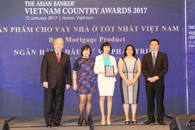 BIDV trở thành Ngân hàng bán lẻ tốt nhất Việt Nam 3 năm liên tiếp