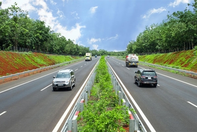 Phương án đầu tư đường bộ cao tốc Bắc - Nam phía Đông