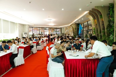 Đông đảo khách hàng tham dự mở bán tòa đẹp nhất Tecco Elite City Thái Nguyên