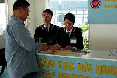 Hoàn thuế giá trị gia tăng tại sân bay Tân Sơn Nhất – Thu hút đông đảo du khách