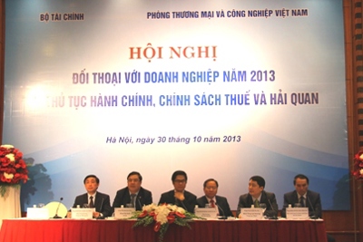 Đối thoại doanh nghiệp năm 2013: Thiết thực, hiệu quả Đối thoại doanh nghiệp năm 2013: Thiết thực, hiệu quả