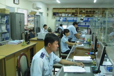 Vướng mắc về thủ tục hải quan đối với xăng dầu Vướng mắc về thủ tục hải quan đối với xăng dầu