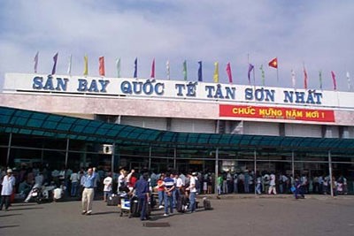 Hải quan sân bay Tân Sơn Nhất: Không để ùn tắc khách trong những ngày cao điểm