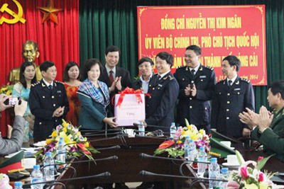 Hải quan Móng Cái vinh dự đón Ủy viên Bộ Chính trị, Phó Chủ tịch Quốc hội Nguyễn Thị Kim Ngân
