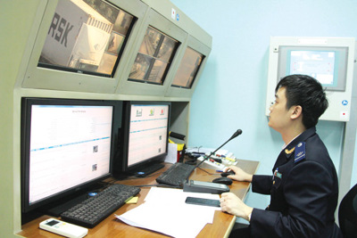 Tập trung giảm thời gian thông quan hàng hóa Tập trung giảm thời gian thông quan hàng hóa
