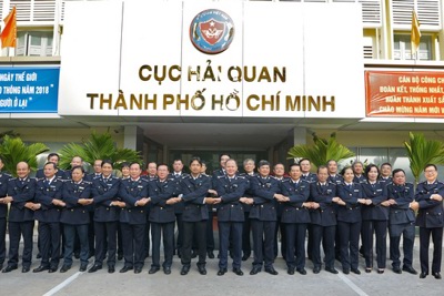 Cục Hải quan TP. Hồ Chí Minh phát động thi đua nước rút hoàn thành nhiệm vụ năm 2018 Cục Hải quan TP. Hồ Chí Minh phát động thi đua nước rút hoàn thành nhiệm vụ năm 2018