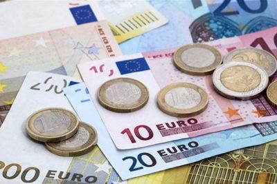 Chuyên gia tiền tệ quốc tế nhận định đồng euro sẽ tăng giá trong năm 2020