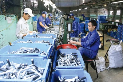 Hỗ trợ doanh nghiệp nhỏ và vừa Việt Nam tiếp cận vốn tín dụng phát triển sản xuất, kinh doanh