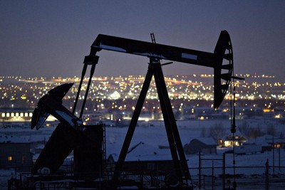  Diễn biến mới tại Ukraine đẩy giá dầu tăng vọt 