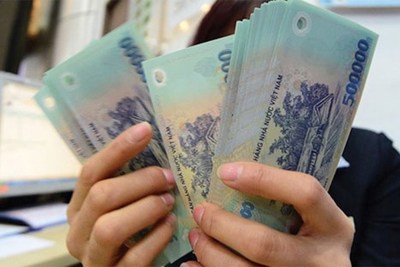  Người Việt "mê" tiền mặt nhất nhì Đông Nam Á 