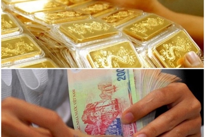  Trữ vàng hay gửi tiền ngân hàng có lợi? 