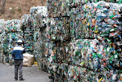 Nhập khẩu rác thải nhựa: Kịch bản đang chuyển hướng sang ASEAN?