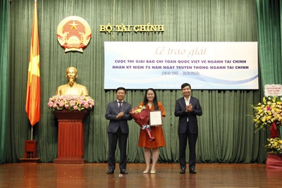 Bộ Tài chính trao giải cuộc thi Giải báo chí toàn quốc viết về ngành Tài chính năm 2020
