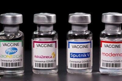Cổ phiếu dược nổi sóng nhờ liều “doping” từ vắc xin COVID