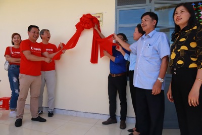 Canon trao tặng phòng học mới cho trường mầm non tại Kon Tum