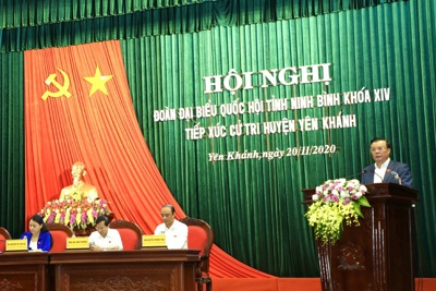 Bộ trưởng Đinh Tiến Dũng tiếp xúc cử tri huyện Yên Khánh, Ninh Bình