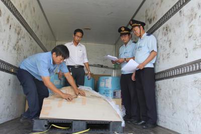 Phát hiện doanh nghiệp lợi dụng thủ tục hải quan điện tử làm giả hồ sơ hải quan Phát hiện doanh nghiệp lợi dụng thủ tục hải quan điện tử làm giả hồ sơ hải quan