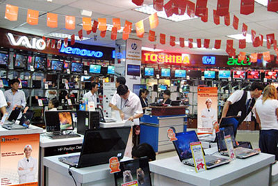 Kinh doanh bán lẻ dịp cuối năm nhộn nhịp vào mùa Kinh doanh bán lẻ dịp cuối năm nhộn nhịp vào mùa