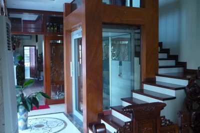 Thang máy gia đình: Phương tiện hay tiện nghi?