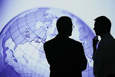 Các nhà đầu tư nước ngoài mong giảm tham nhũng, phiền hà 