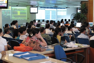 Giá trị giao dịch cổ phiếu niêm yết sàn Hà Nội tăng 40% Giá trị giao dịch cổ phiếu niêm yết sàn Hà Nội tăng 40%