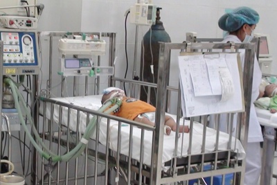  Bổ sung hơn 80 tỷ đồng và 12 máy thở để phòng chống bệnh sởi