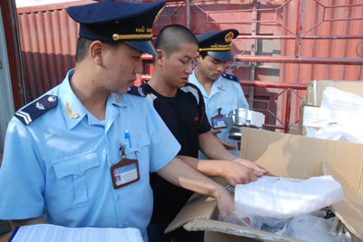 Nâng cao hiệu quả chống gian lận trốn thuế trước và sau thông quan Nâng cao hiệu quả chống gian lận trốn thuế trước và sau thông quan