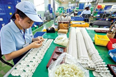 Luật Doanh nghiệp: Cần xóa bỏ rào cản từ "giấy phép con"