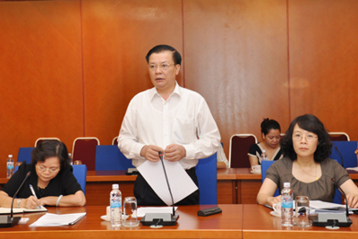 Bộ trưởng Bộ Tài chính Đinh Tiến Dũng làm việc với các Trưởng đại diện cơ quan ngoại giao của Việt Nam