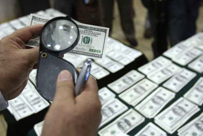 USD giả từ Trung Quốc vào Việt Nam USD giả từ Trung Quốc vào Việt Nam