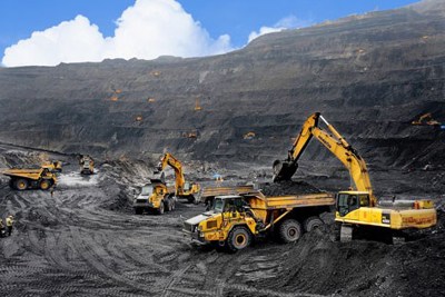 Tăng cường chống buôn lậu than trên tuyến Quảng Ninh Tăng cường chống buôn lậu than trên tuyến Quảng Ninh